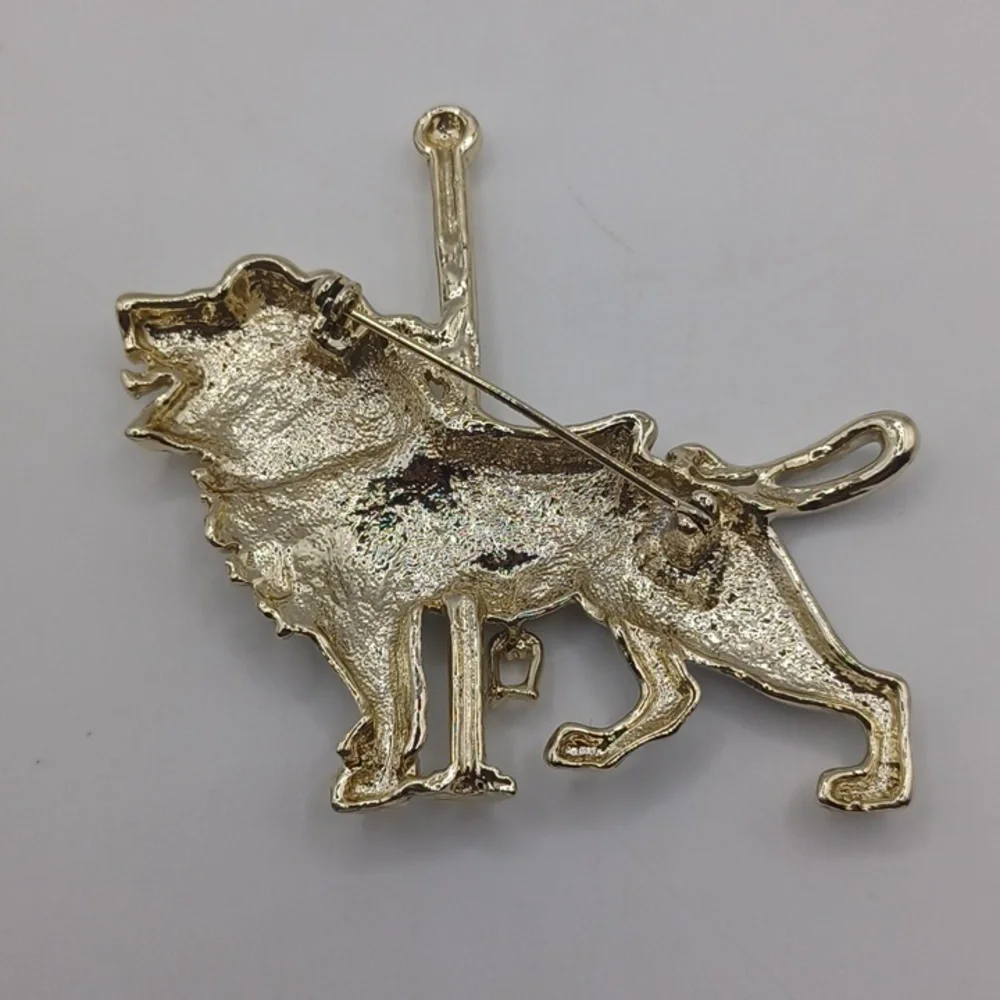 Lion Carousel Brooch in Silver and Gold Tones - Picture 3 of 6